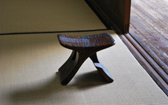 ベンチ・腰掛け